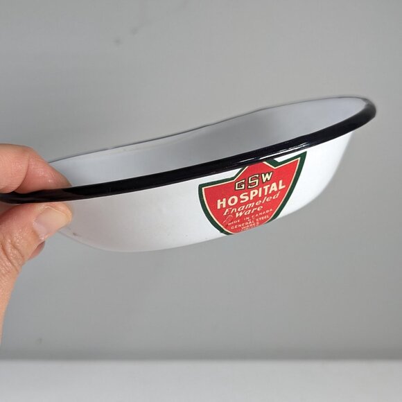 Vintage 1960s GSW Hospital Enameled ware metal dish No 6, kidney shaped white - Picture 1 of 8